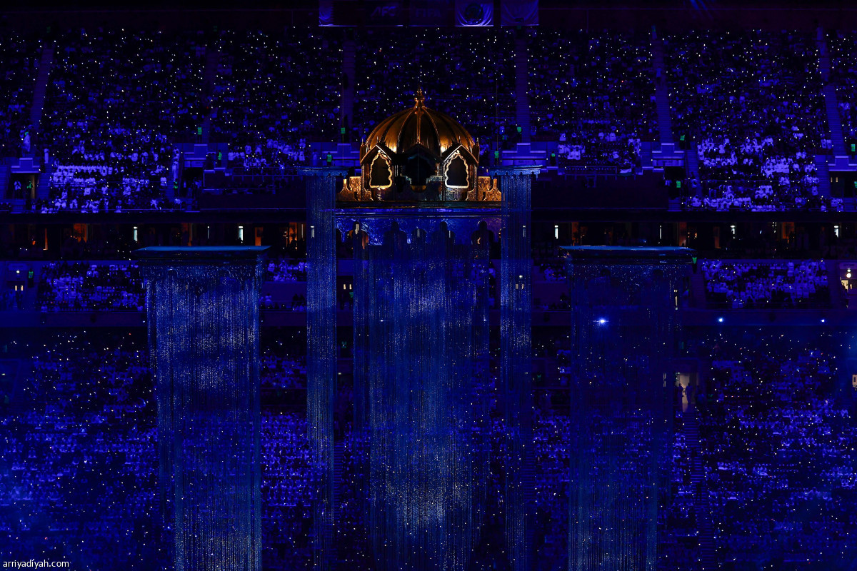 العرب يحتفلون