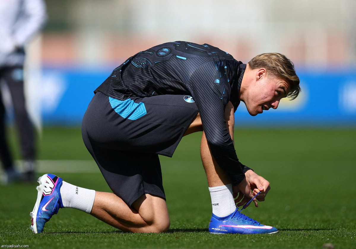 «المدرسة» تعد نابولي