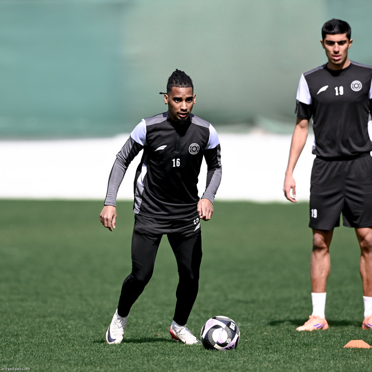 الشباب.. استرجاعي